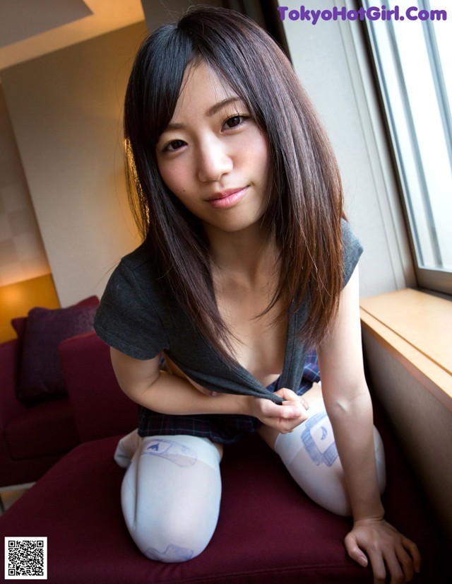 Ayuri Sonoda - Pissing Footsie Pictures No.6b7cb5